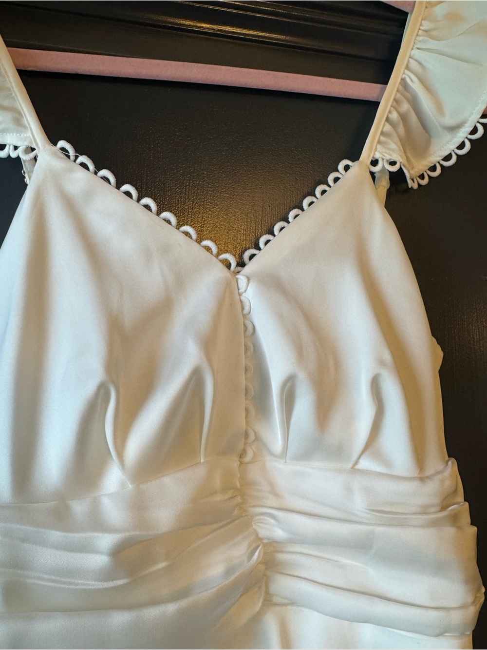 Altar’d State White Satin Flutter Sleeve Romper Size Large EUC - Picture 5 of 10
